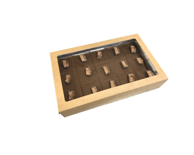 Recyclable kraft traybake boxes and foils – eco-friendly packaging for baking, gifting, and cake presentation