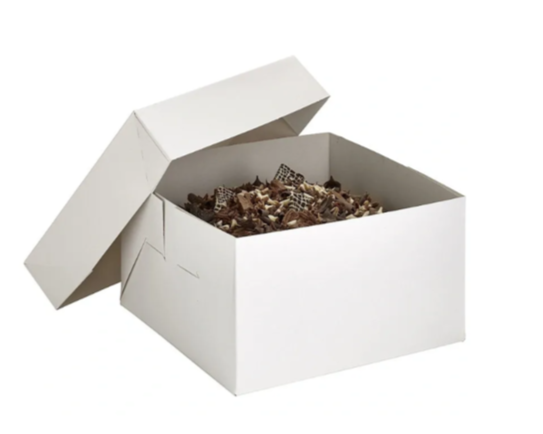 Wedding Cake in a Wedding Cake Box with Lid